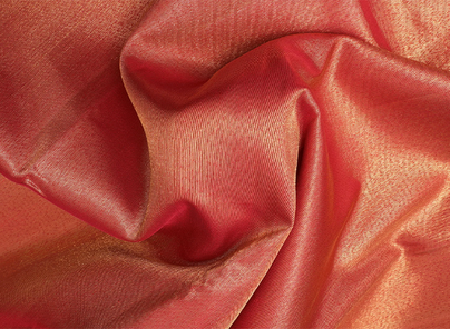 The Secret Science of Tissue Kanchipuram Silks: Understanding the Fabric’s Unique Shimmer