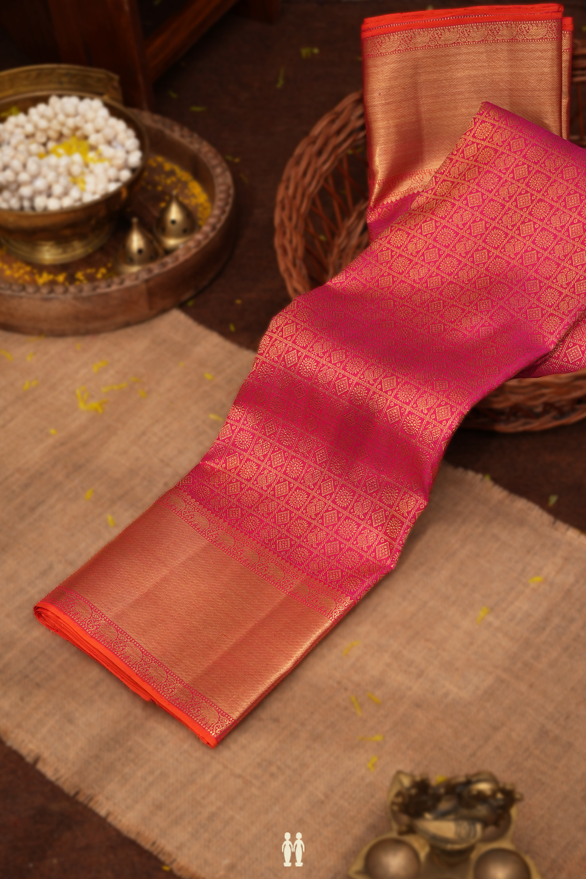 Kanchipuram Silk Saree In Rani Pink Along Checks With Buttas