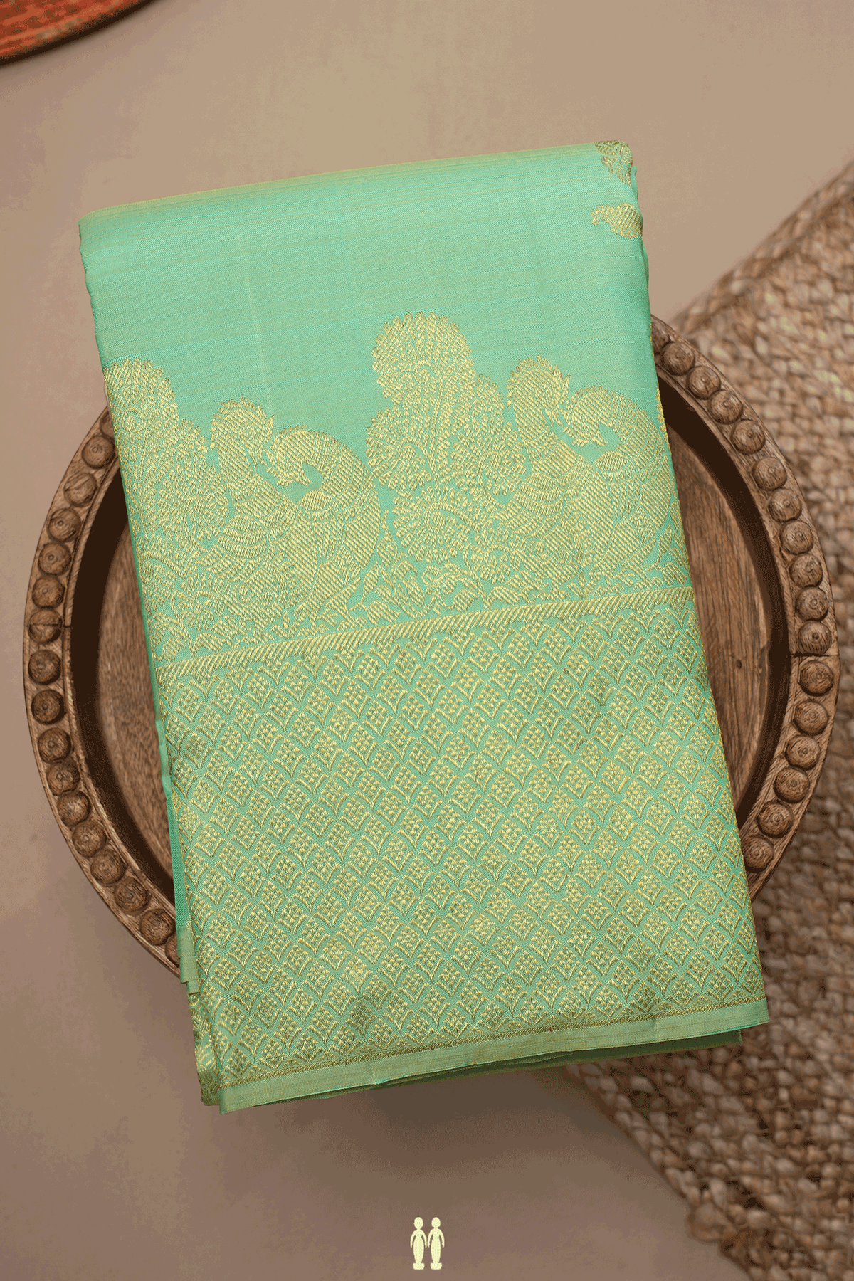 Floral Zari Motifs Pastel Green Kanchipuram Silk Saree