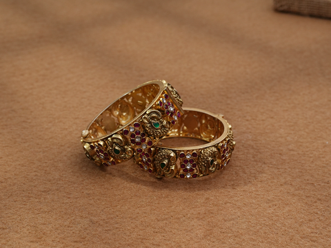 Antique Design With Stone Gold Plated Silver Screw Bangles