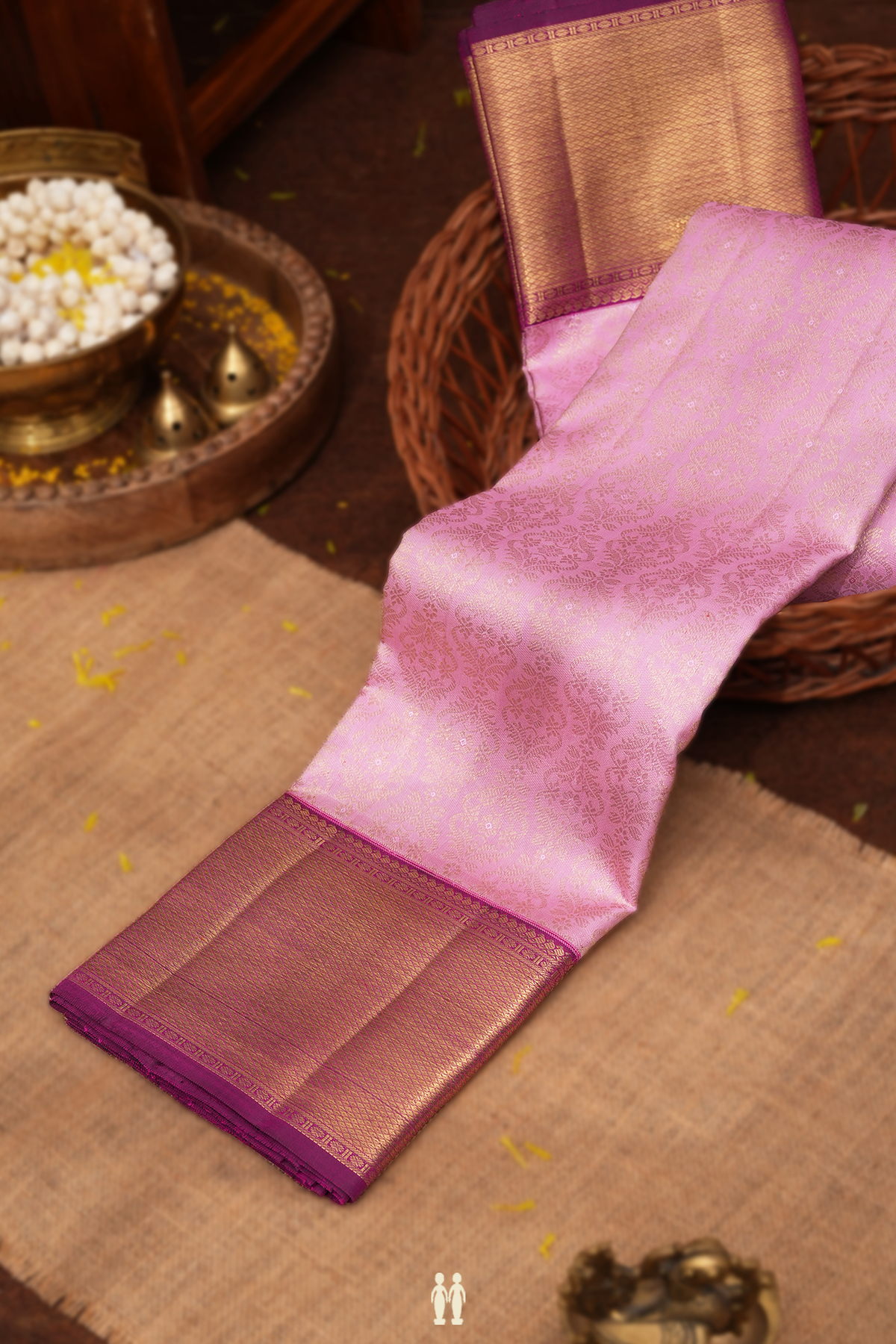 Kanchipuram Silk Saree In Pastel Pink With Brocade Design