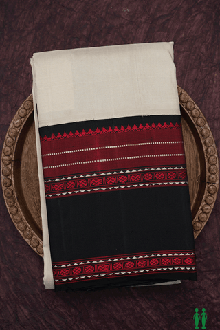 Contrast Korvai Border Beige Kanchipuram Silk Saree