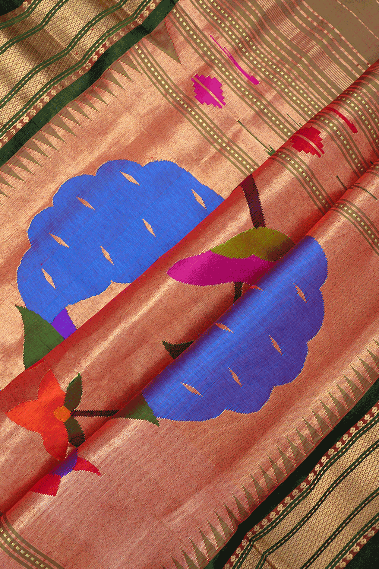 Silk Saree Png - Saree Png, Transparent Png , Transparent Png Image -  PNGitem