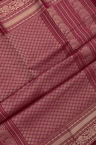 Kanchipuram Silk Saree In Reddish Mulberry With Zari Buttas