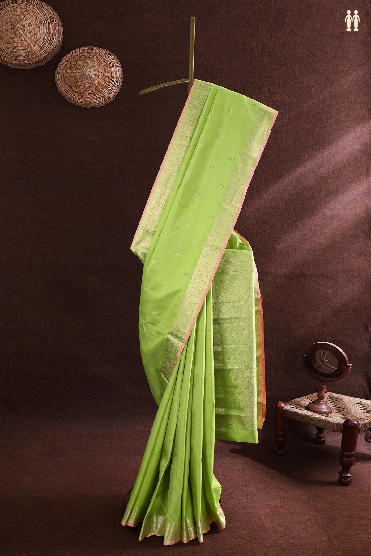 Kanchipuram Silk Saree In Light Green With Floral Zari Butta