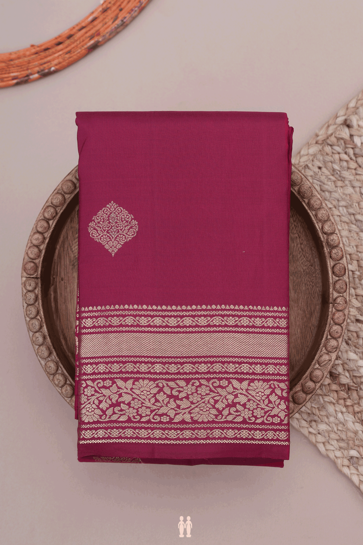 Kanchipuram Silk Saree In Reddish Mulberry With Zari Buttas