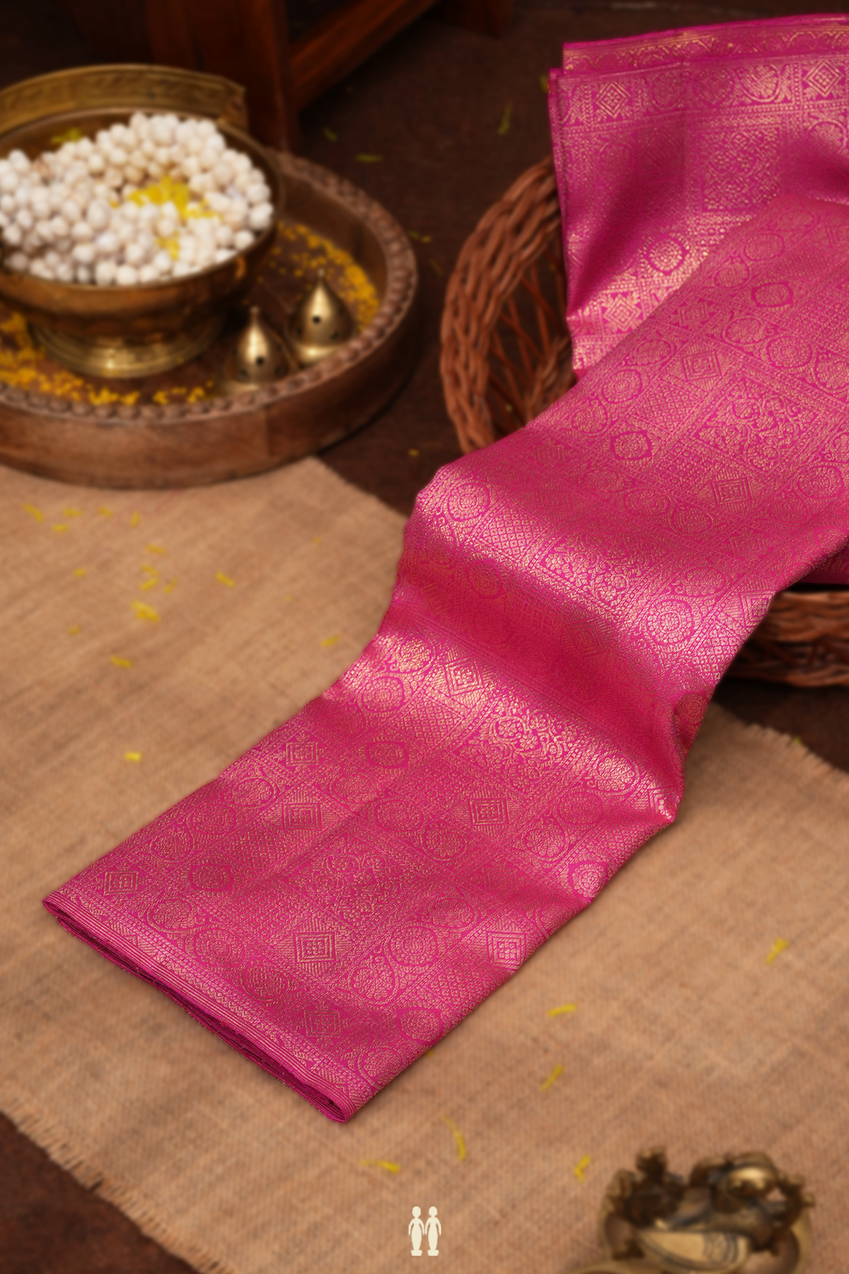 Kanchipuram Silk Saree In Magenta With Brocade Design