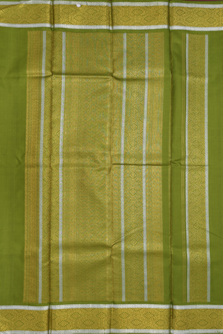 Kanchipuram Silk Saree In Pear Green With Buttas