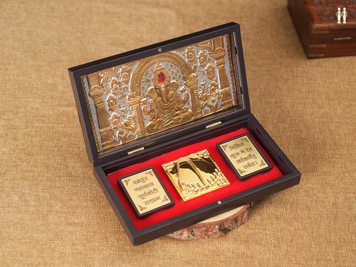 Lord Ganesh Gold Plated Yantra Box