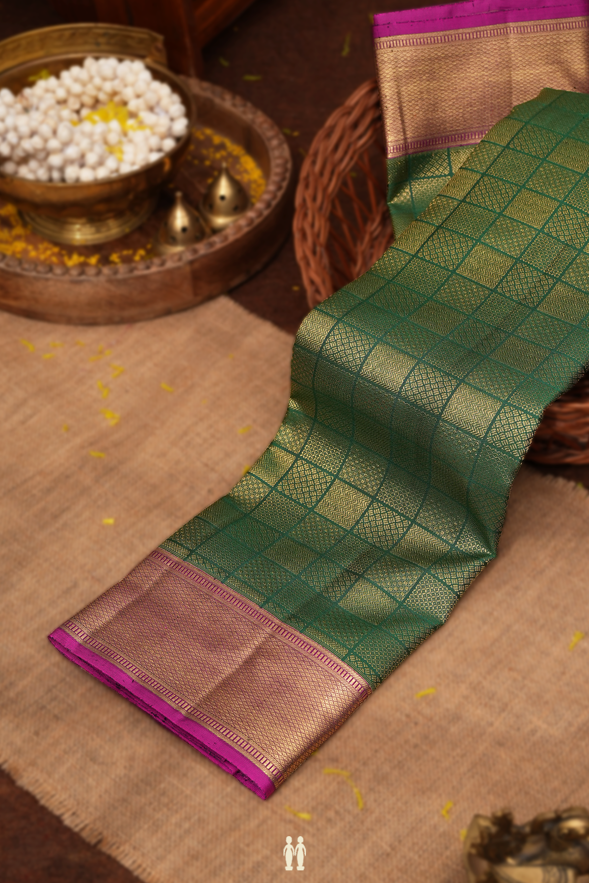 Kanchipuram Silk Saree In Dark Green With Geometric Design