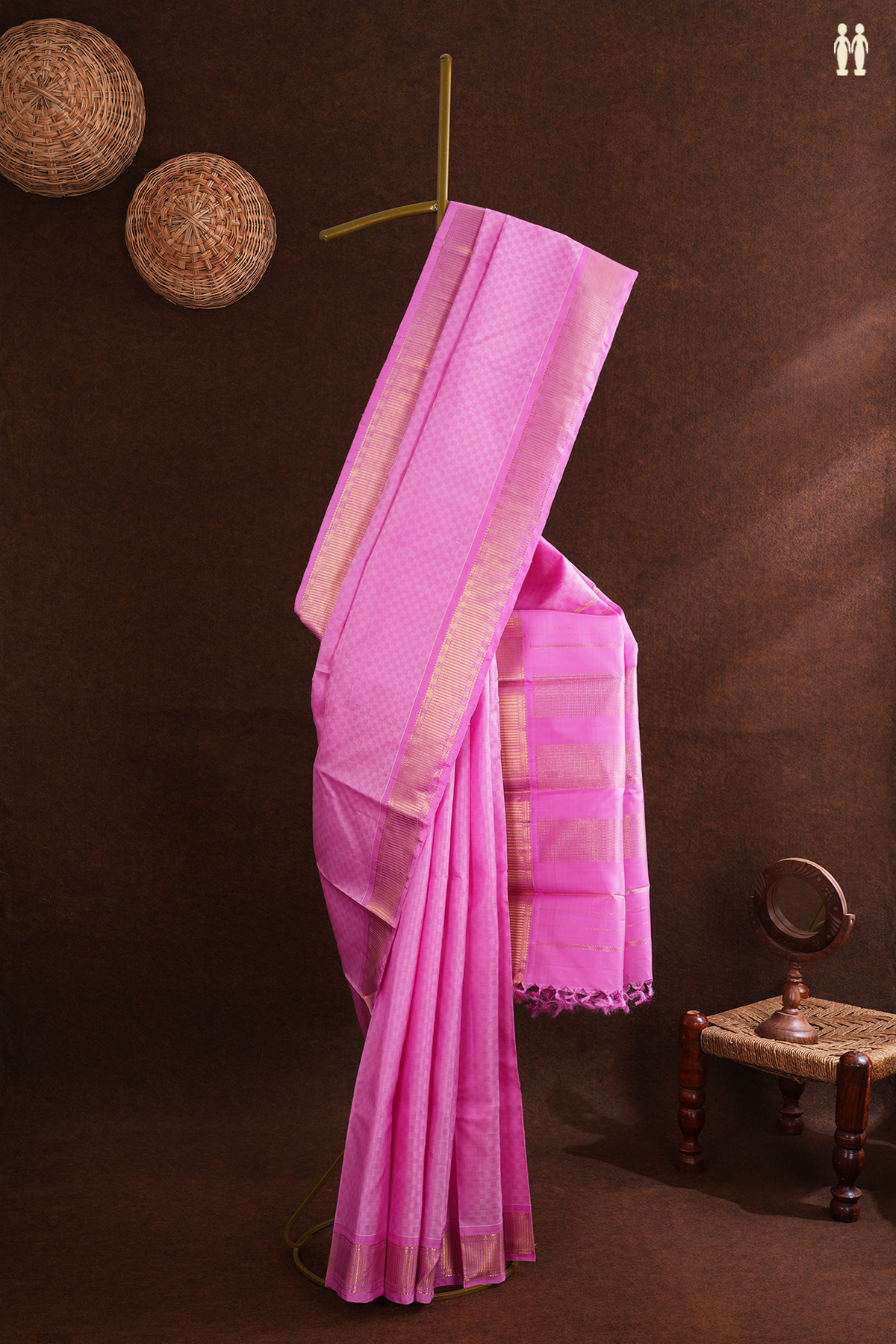 Kanchipuram Silk Saree In Pink With Paai Madippu Kattai Design