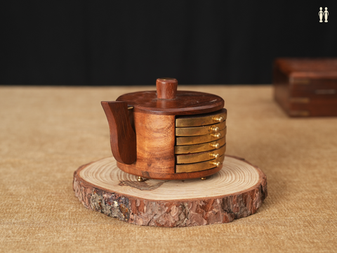 Traditional Design Set Of 6 Wooden Tea Coasters