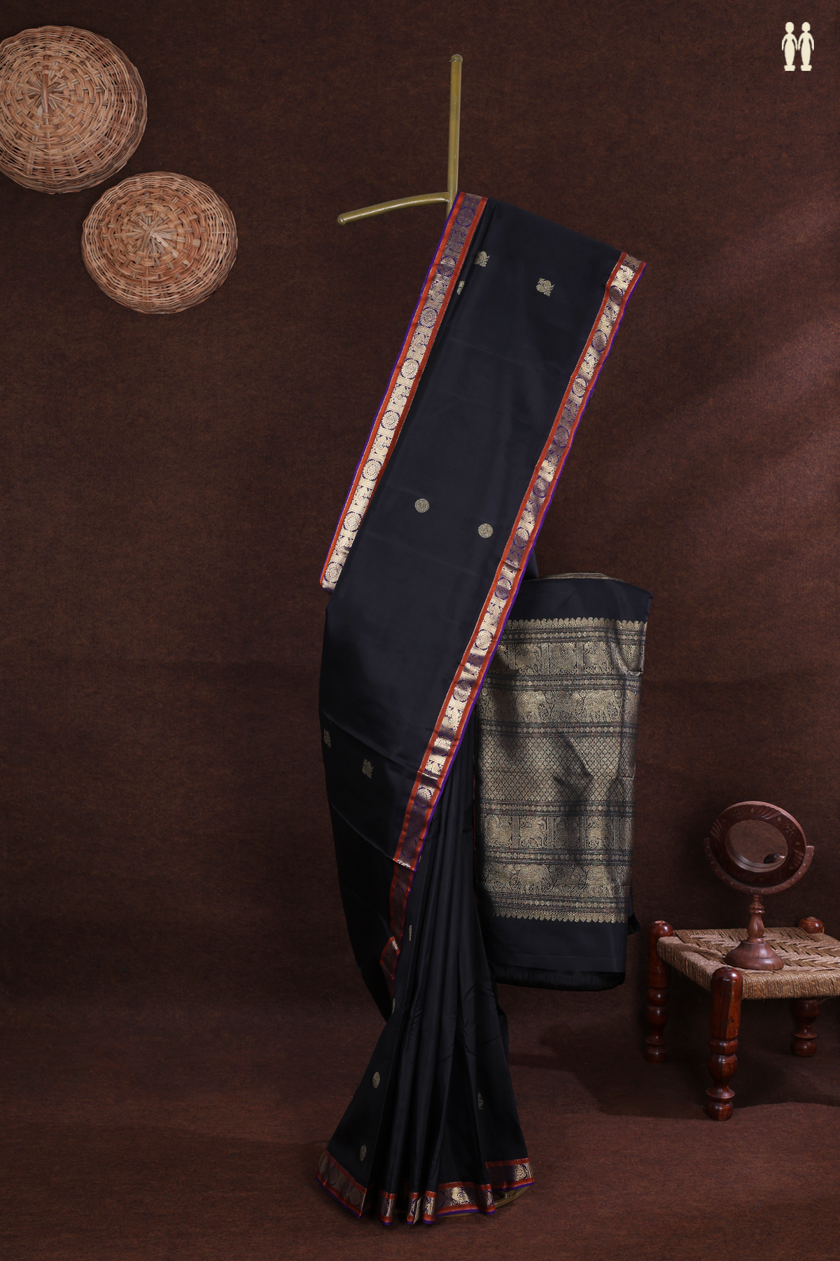 Peacock And Chakram Zari Motifs Black Kanchipuram Silk Saree