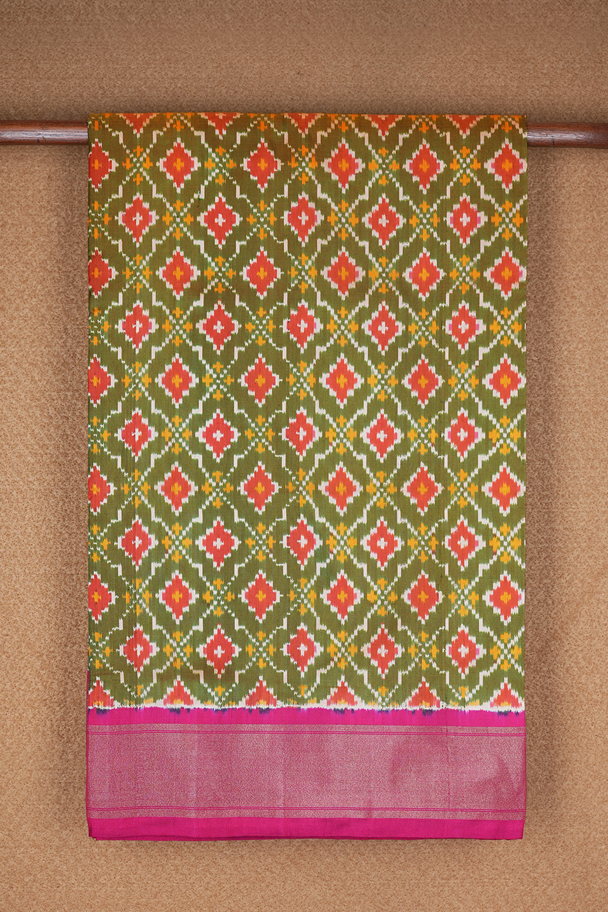 Ancient Indian Baluchari Silk Saree : The Art of Baluchari Weaving –  Luxurion World