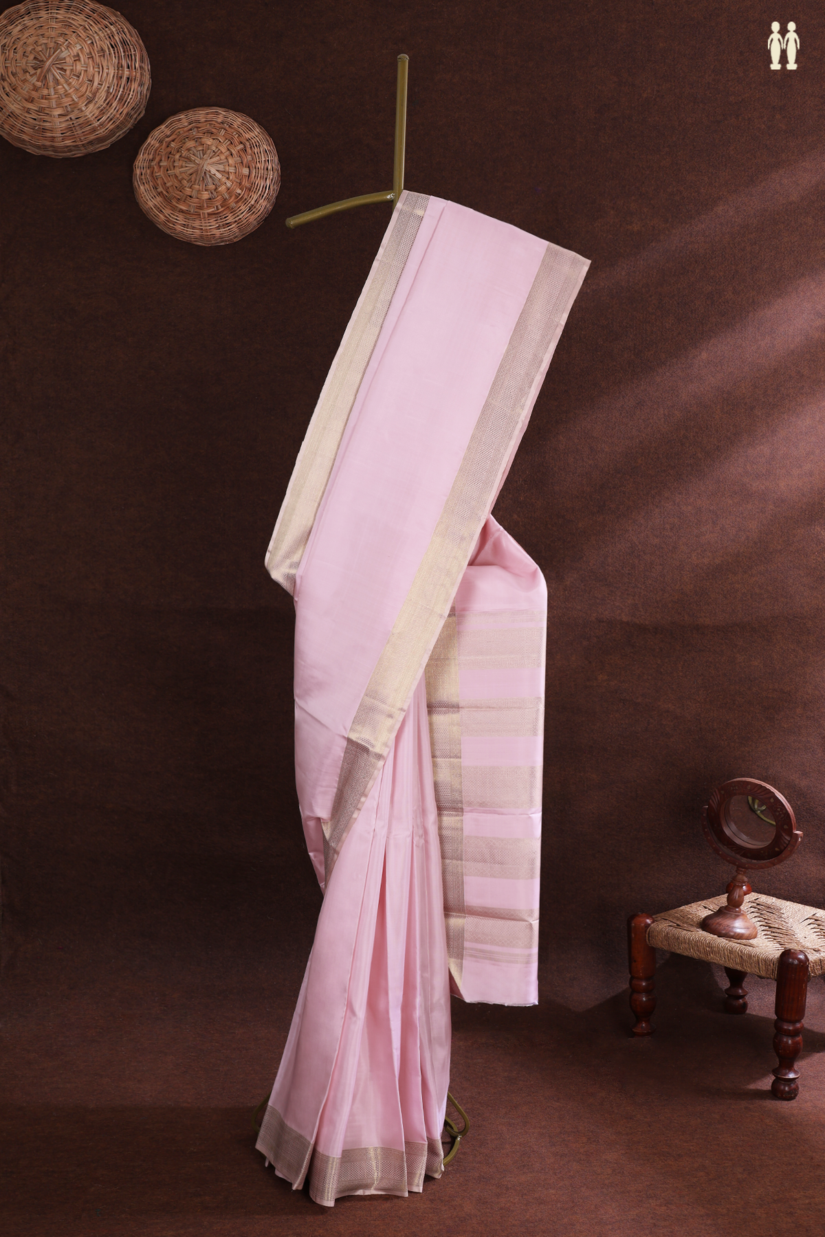 Kanchipuram Silk Saree In Pale Pink With Zari Border