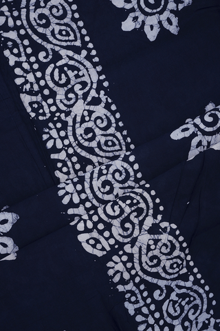 Allover Floral Design Midnight Blue Sungudi Cotton Saree