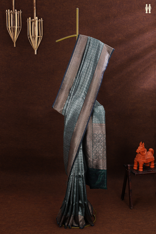 Banarasi Silk Saree In Dark Green With Geometric Design