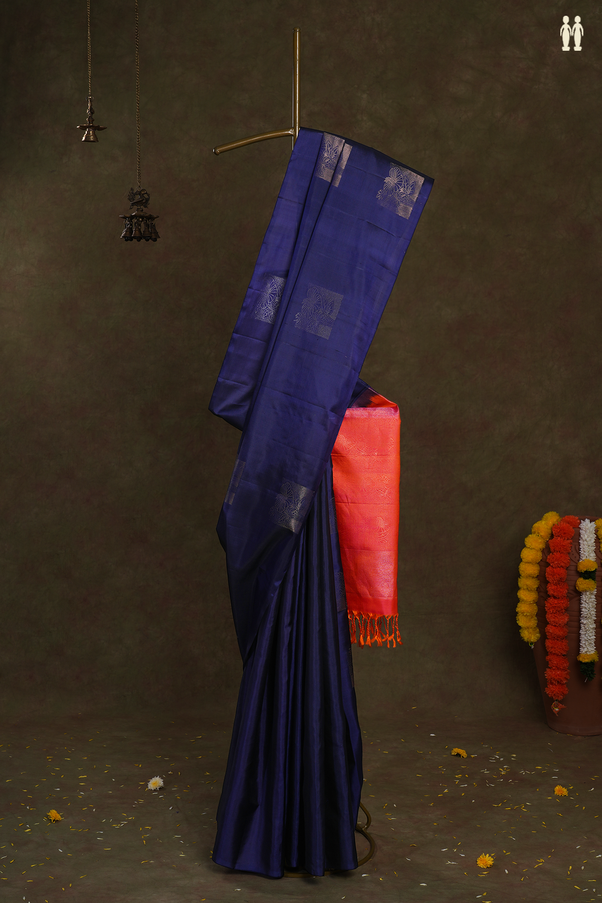 Floral Zari Motifs Navy Blue Soft Silk Saree