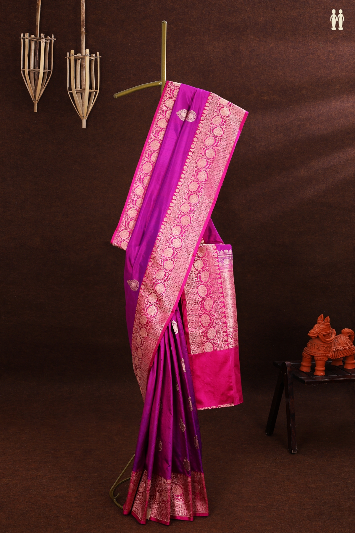 Banarasi Silk Saree In Purple Rose With Thilagam Motifs