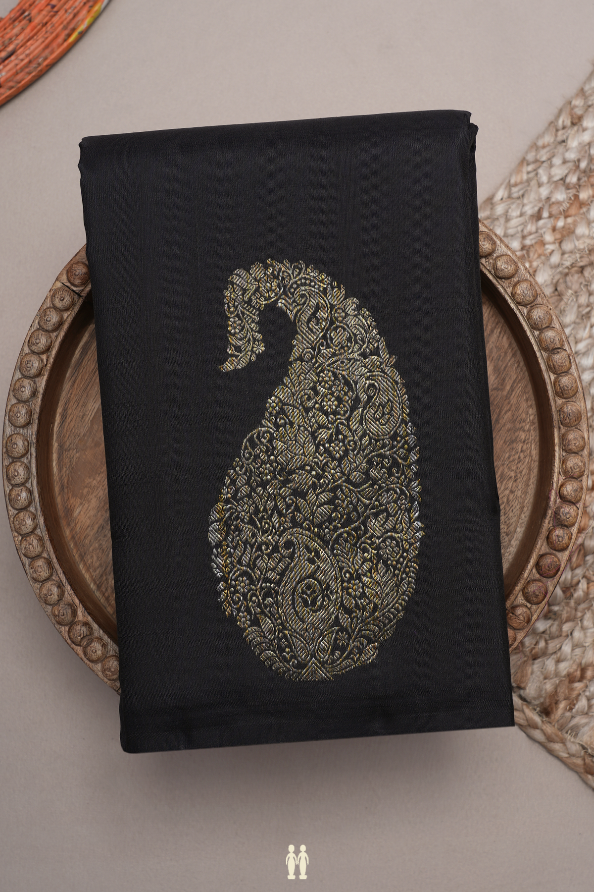 Paisley Design Black Kanchipuram Silk Saree