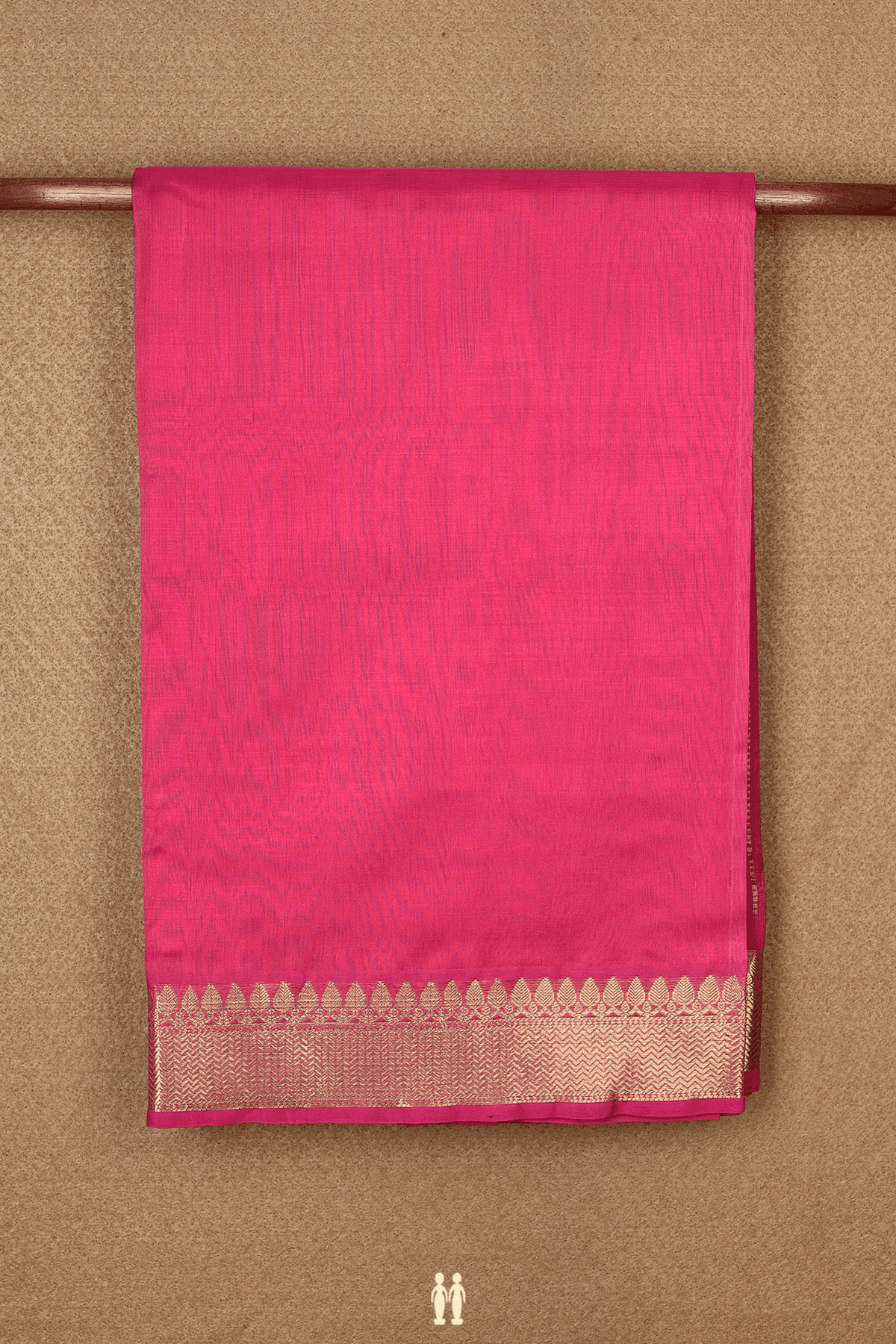 Chevron Zari Border Magenta Traditional Silk Cotton Saree