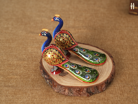 Wooden Handicraft Peacock Statue For Decor