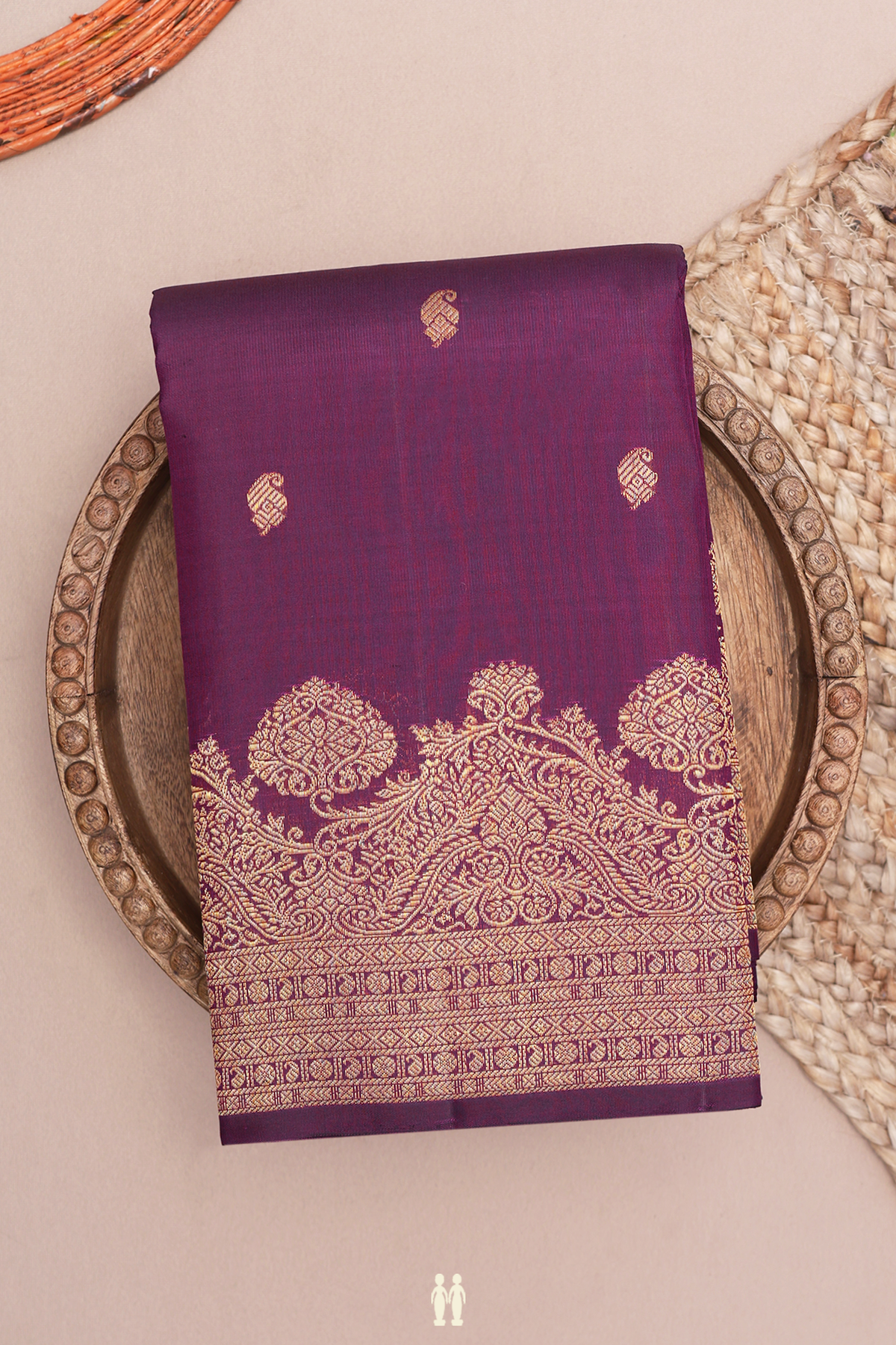 Kanchipuram Silk Saree In Plum Purple With Paisley Buttas