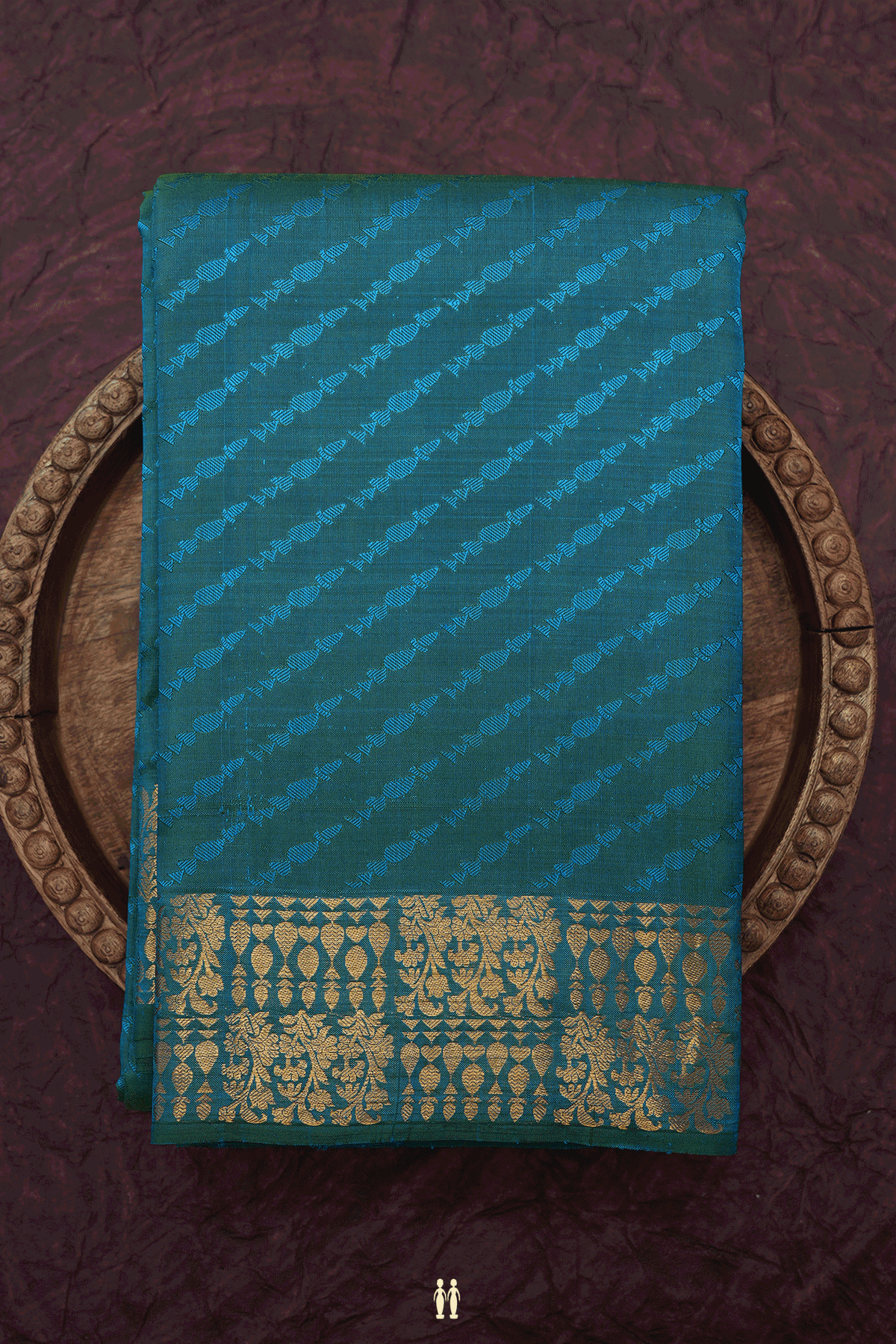 Diagonal Threadwork Design Dual Tone Kanchipuram Silk Saree