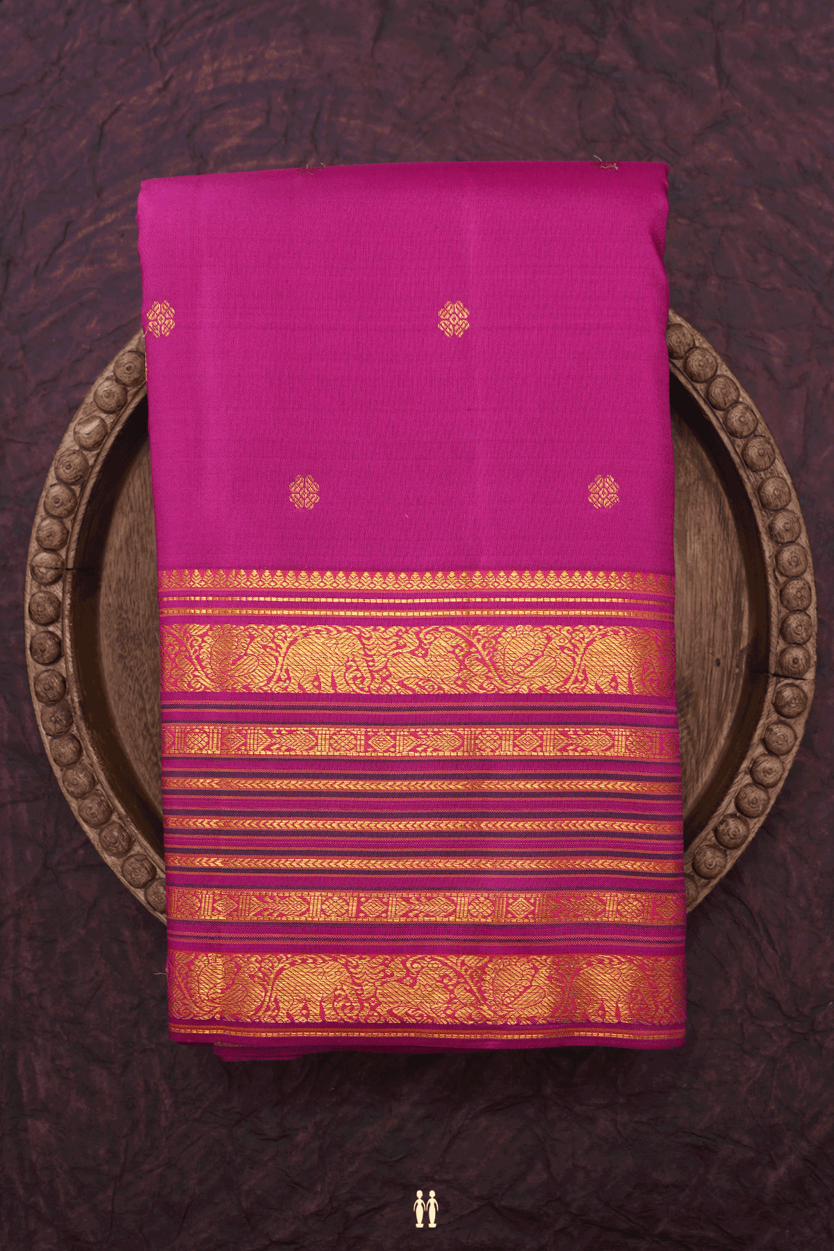 Floral Zari Buttis Deep Magenta Kanchipuram Silk Saree