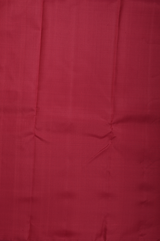 Kanchipuram Silk Saree In Crimson Red With Temple Border