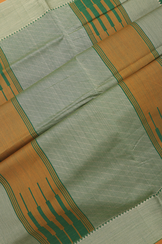 Coimbatore Cotton Saree In Green With Circle Buttas