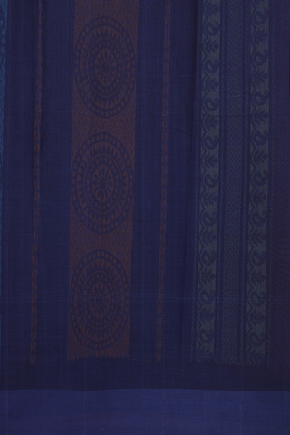 Kanchi Cotton Saree In Magenta With Threadwork Buttas