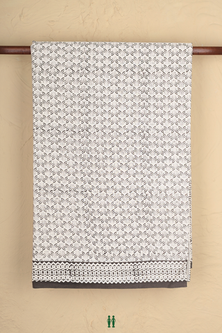 Jaipur Cotton Saree In White With Printed Design