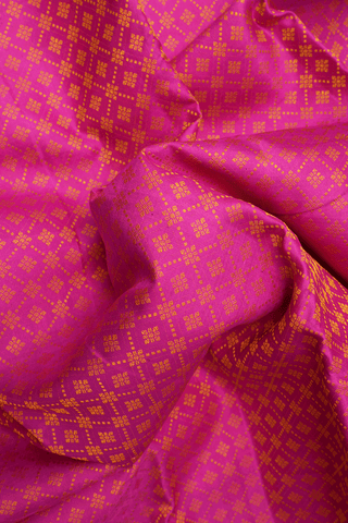 Jacquard Pattern Magenta Kanchipuram Silk Saree