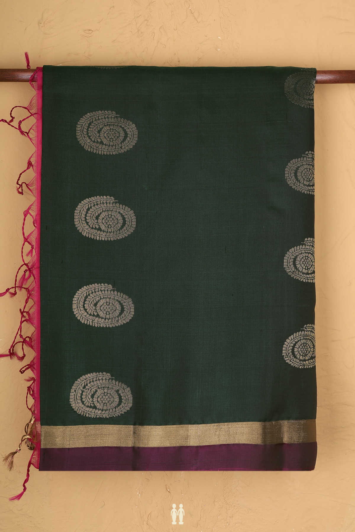 Kora Silk Cotton Saree In Bottle Green With Zari Motifs