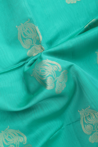 Kora Silk Cotton Saree In Green With Floral Motifs