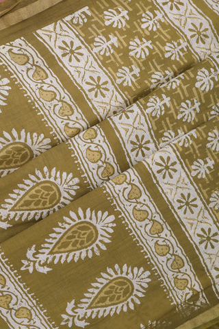 Printed Cotton Saree In Mehendi Green With Floral Motifs