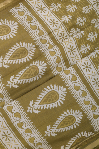 Printed Cotton Saree In Mehendi Green With Diamond Design