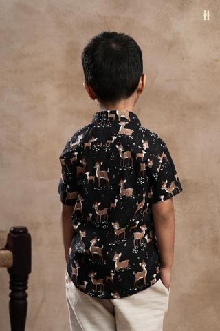 Regular Collar Deer Printed Black Cotton Shirt