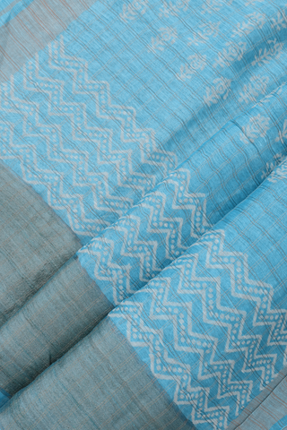 Linen Saree In Light Blue With Allover Floral Printed Design