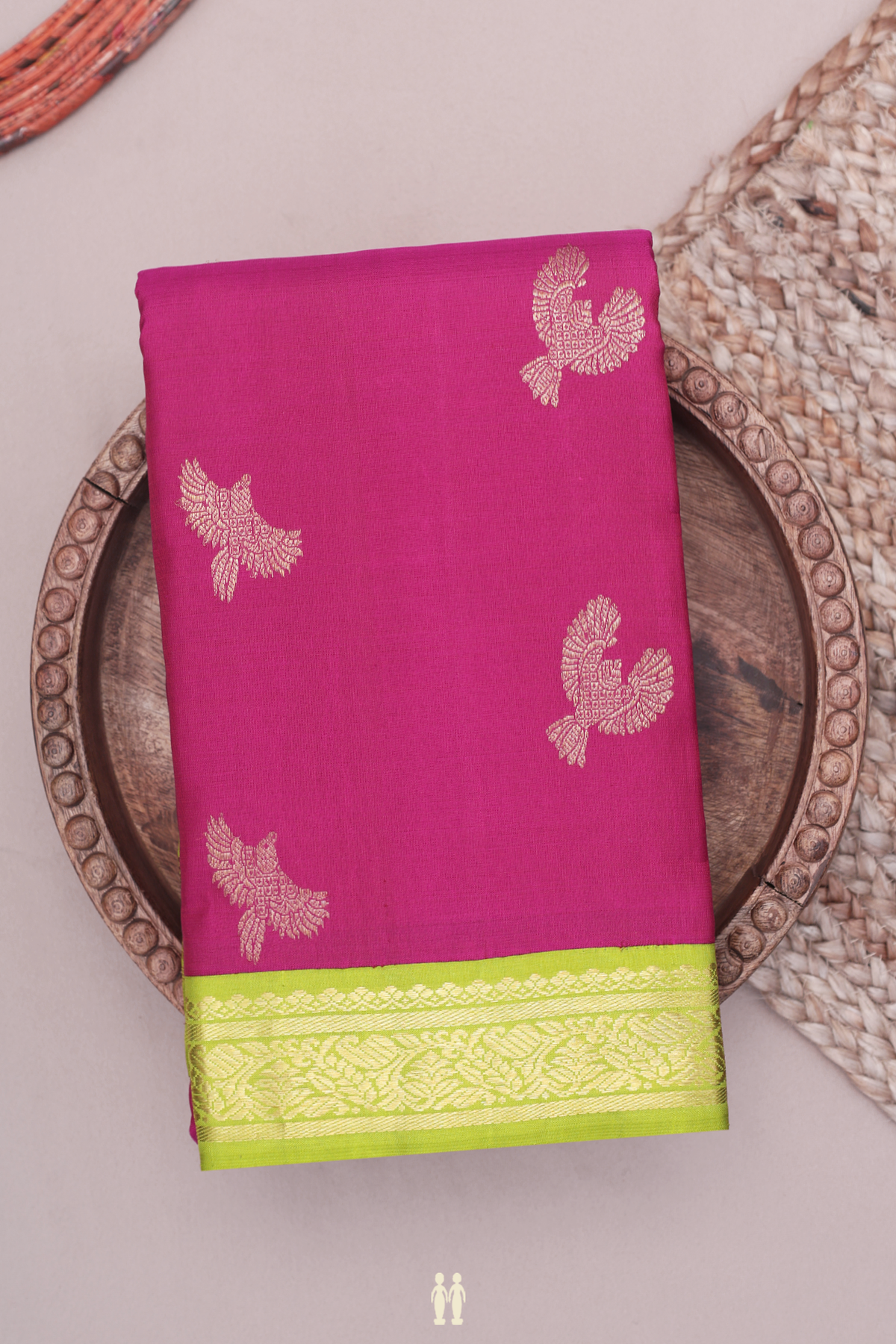 Kanchipuram Silk Saree In Deep Magenta With Birds Zari Motif