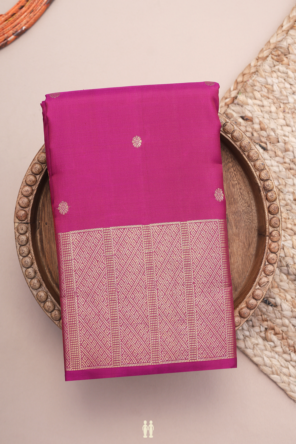 Kanchipuram Silk Saree In Berry Purple With Floral Buttas