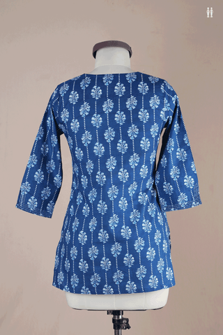 Split Neck Floral Design Berry Blue Printed Cotton Short Top