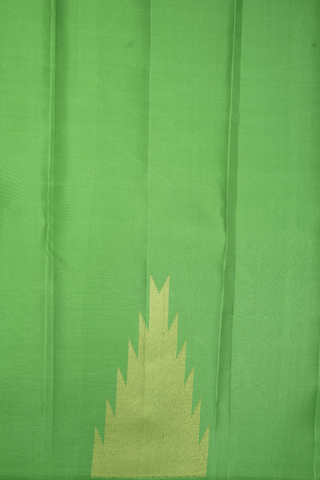 Temple Zari Border Plain Soft Green Kanchipuram Silk Saree