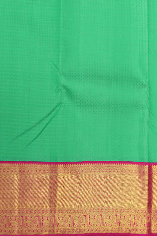 Contrast Korvai Peacock Border In Jacquard Mint Green Kanchipuram Silk Saree