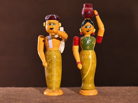 Big Handicraft Wooden Indian Farmer Couple