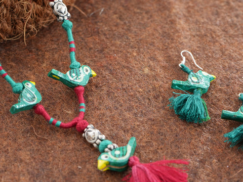 Parrot Design Green And Maroon Thread Chain With Hook Earrings Set