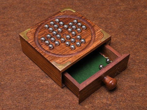 Handicraft Wooden Solitaire Board Game With Metal Balls