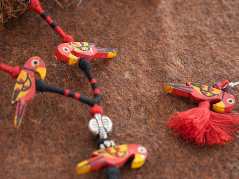 Parrot Design Red And Black Thread Chain With Hook Earrings Set