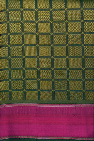 Contrast Border With Jacquard Checks Leaf Green Kanchipuram Silk Saree